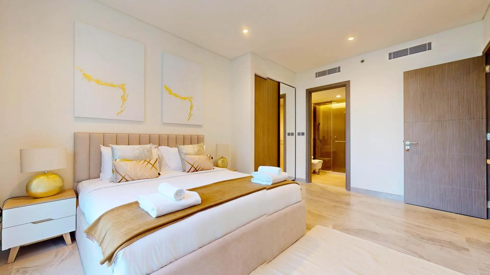 Premium 1Br Fully Furnished - Business Bay Apartment Dubai