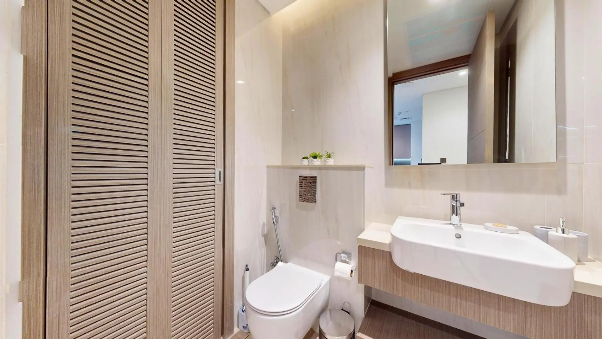 Premium 1Br Fully Furnished - Business Bay Apartment Dubai